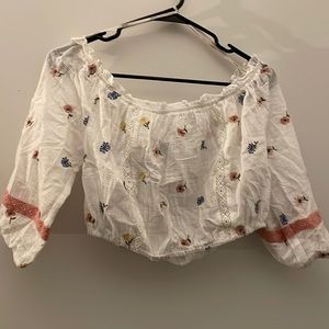 Off the Shoulder Floral Crop Top